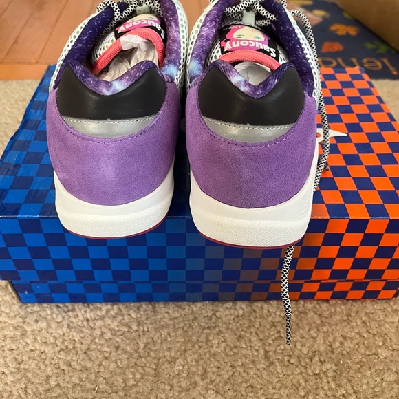 Saucony Jazz 4000 Sneaker - Picture 6 of 8